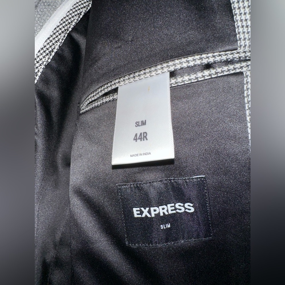 Men’s Jacket - Picture 4 of 6